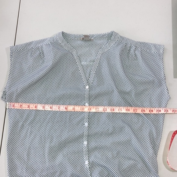 Loft Size S, White and black cap sleeve button down blouse - Picture 11 of 12